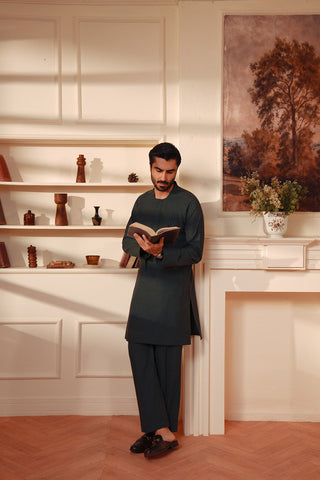 Deep Green Textured Kurta Suit